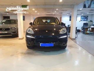  2 2014 Porsche Cayenne
