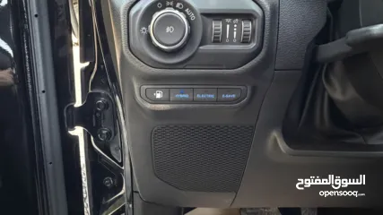  23 جيب رابيكون ترخيص 2022 محرك 2000 هايبرد plugin/يقطع على الشحنه 30 كيلو 375 حصان