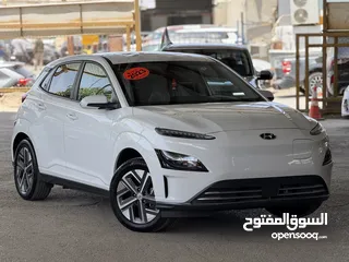  2 Hyundai KONA Electric 2023