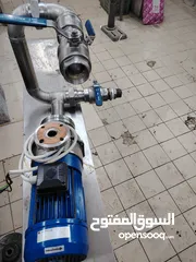  5 مضخه لوارا إيطالي 3فاز أستعمال شهر تعمل على الماء البارد والحار 4حصان +محبس 2أنش وسنوليويت عدد2