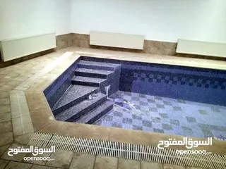  4 .عبدون  فيلا  مستقله 800م مميزه ومطله