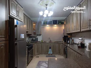  25 مطابخ الامنيوم بأرقى التصاميم والفنون أبواب الامنيوم مناخل تركيب صيانه اباجورات كهربا وعادي  شبابيك