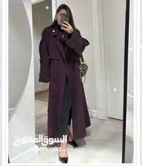  1 ترنشكوت جديد مش مستعمل للبيع بسعر ممتاز ومناسب، خامة تركية تقيلة باللون البرغندي