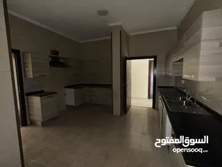  5 شقة غير مفروشة للايجار في دير غبار ( Property 38490 ) سنوي فقط