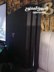  3 PS 4 PRO 1000 GIGA مع ايدين اصليات  والسعر نهائي لو سمحتو الجهاز صلاة النبي ما بشكي من اشي