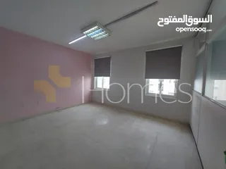  11 مكتب طابقين مميز للايجار في عمان - ام اذينة , بمساحة 540م