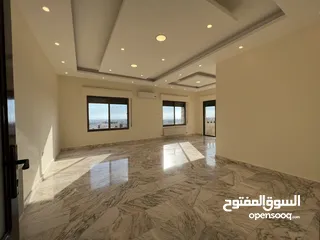  1 شقة في أم السماق بالقرب من مكة مول للبيع بسعر لقطة