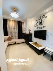  3 شقه مفروشه سوبر ديلوكس شارع الجامعه (الجبيهه)