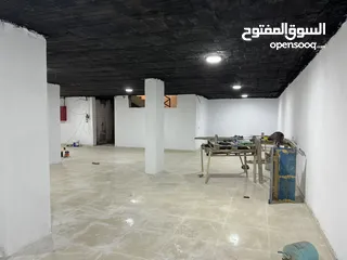  3 تسوية تجارية للإيجار مساحة 400 متر على شارع اربد الحصن الرئيسي بجانب كازية عاشور