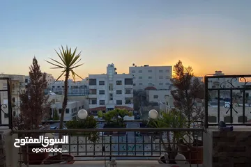  16 شقة دوبلكس للبيع طابق ثالث مع روف في شفا بدران