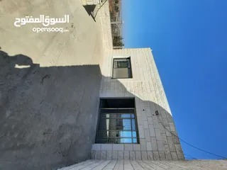  6 روف للايجار