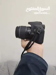  1 كاميرةCanon EOS 2000D للبيع