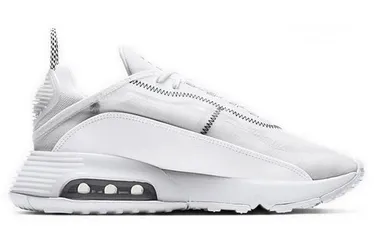  4 Nike Air Max 2090 trainers in white