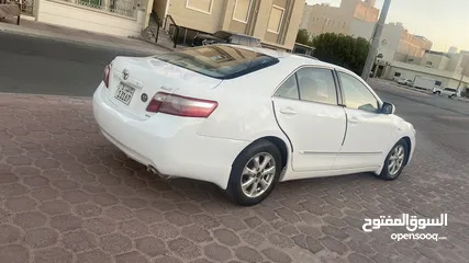  7 كامري نظيف بحاله ممتازه