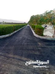  10 تزفيت ساحات ابو محمد نعمل على عزل اسطح وتزفيت ساحات وفتح شوارع