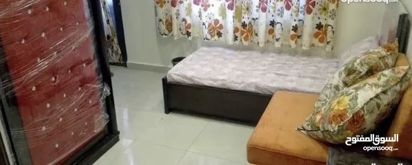  6 أستديوهات مفروشه بالكامل ديلوكس غرفه وصاله وغرفه ومطبخ وحمام طابق ارضي قرب محكمة شمال عمان