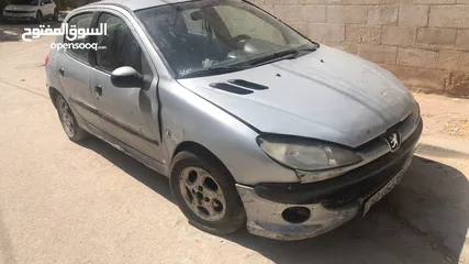  3 بيجو البيع قطع