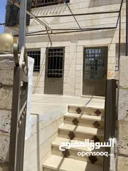  3 شقه بحالة الجديد للبيع في منطقة ضاحية الأقصى- قرب وزارة الصحه- مساحه 150 متر