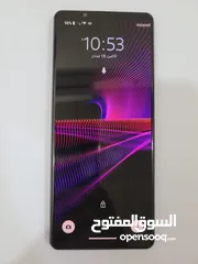  1 سوني 1 مارك 3  شاشة قياس 6.5 انش وبدقة 1644 x 3840 بيكسل ,معالج ثماني النواة Octa-core وذاكرة رام ب