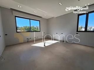  2 فيلا مع مسبح للبيع في عبدون بمساحة بناء 715م