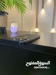  10 ايفون 15 برو للبيع بطارية100% السعر قابل للنقاش خدمة التوصيل متوفرة الجهاز استخدام شركة تسويق فقط