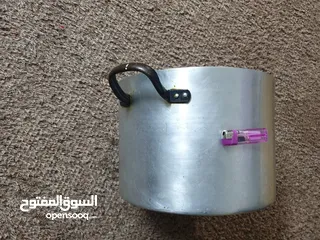  9 طنجرة المنيوم ثقيل من القديم اربد