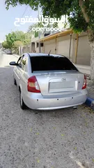  4 هونداي فيرنا 2006 ما كامل الإضافات الداخلية  (شاشة، كاميرا، مكيف، بلوتوث) باقي التفاصيل في الوصف....
