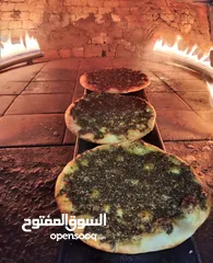  19 مطعم معجنات للبيع يعمل منذ 1995لغايه الان بشكل ممتاز  موقع ممتاز وله زبائن تبحث عن الجوده والطعم