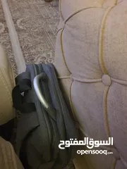  1 سيارة للإستئجار