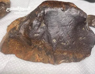  3 Jabal Kamel Hadidi meteorites, Tripoli, Libya, weight: one kilogram and 200 gram