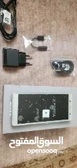  5 Xperia xz2 compact open box