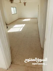  5 عماره سكنيه للبيع