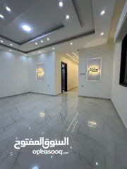  16 شقق فاخره للبيع في البنيات