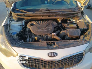  5 كيا سيراتو 2014 فل اوبشن فاتحة سقف 1600cc Kia Cerato 2014 full option sunroof