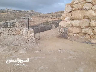  4 1800م ارض في خرسة دورا الخليل