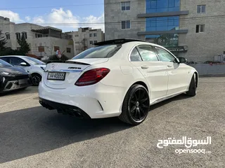  8 مرسيدس C63 للبيع بسعر مغري