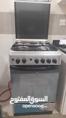 1 gas stove with 4 burners