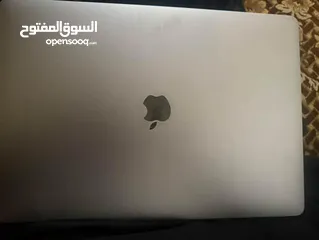  1 ماك بوك برو بحاله الوكاله