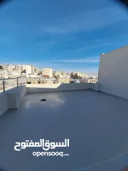  15 اخير مع روف تلاع العلي 148م  وتراس 50م مطل