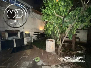  7 فيلا دوبلكس للبيع في أجمل مواقع عبدون مساحة 580م مع تراسات و حدائق سوبر ديلوكس بسعر مميز جداً