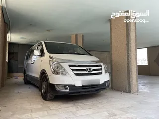  4 هونداي H1 i800 2011 محول 2018 فل مفزر وفحص نخب النخب  البيع او البدل وارد