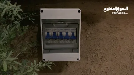  15 فني كهربائي