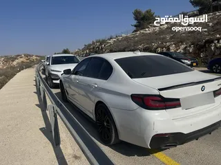  4 BMW 530e M PACKAGE -///M Night Package