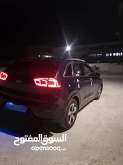  6 كيا نيرو للبيع