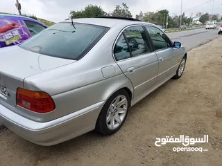  20 BMW 525i 2003