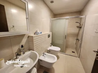  2 شقة مفروشة باطلالة خلابة للإيجار 150م2 ( Property 43114 )-175067130