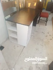  11 ثلاث مكاتب دراسيه