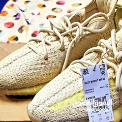  3 addidas beige yeezy