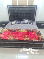  4 غرفه نوم مكونه من سرير ودولاب وتسريحه
