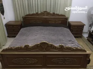  3 غرفه نوم بحاله ممتازه خشب زان اصلي